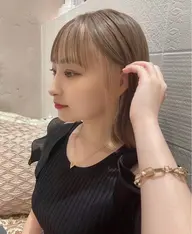 【ケアしながらブリーチしていきたい方に🙆🏼‍♀️🎶】ケアブリーチカラー💇🏼‍♀️➕内部保湿トリートメント🫧