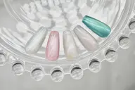 【ハンド】上品な印象〜派手可愛いまで★キラキラ♪マグネットネイル ¥6800