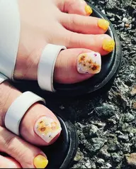 🌟フット1本アート🎨ネイル🌟角質オフ・ケア込