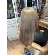 minimo限定🎶ブリーチありWカラー+カット✂️🫧