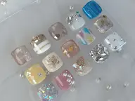 🩰6月限定練習モデル🩰【オフあり】FOOT👣親指アート2本+ワンカラー ⟡.*