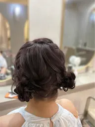 [平日11時～15時、土日祝9時～15時]ヘアセット
