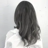 ⭐️ダブルカラー⭐️ ケアブリーチ（根元）＋オーガニック艶カラー（全体）