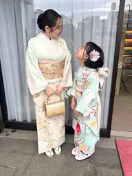 【七五三】お子様ヘアセット+お着付け 8800~ 3歳8800円、5歳9900円、7歳11000円。早朝料金別途。