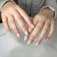 フレンチネイル
