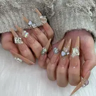LA発🫅スーパーロング🫅次世代スカルプ〈4cm以上〉🗽💅【パーツつけ放題/カラー2色】オフ無料