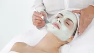 【ハーブピーリング➕毛穴洗浄➕顔脱毛 】肌質改善施術を3種類組み合わせた人気NO1メニューです🌿※メンズOK