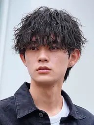 【💥ミニモ限定クーポン💥】メンズカット+ツイストスパイラルパーマ🌀🌀