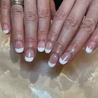 jrネイリスト★オフ無 フレンチのみ