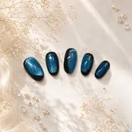 ブルーマグネット×ブラックフレンチネイル