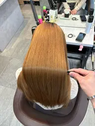 【✨期間限定/ブリーチ毛でも艶髪になれる✨】カット＋プレミアム縮毛矯正＋髪質改善トリートメント🌈