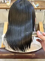 【モデル特別価格✂️】サラツヤ毛先までまとまる✨縮毛矯正でくせ毛・広がり解消！