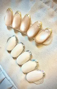 ガラス💎キラキラフレンチ✨(オフあり、甘皮ケア付)