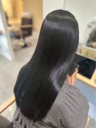 【全体縮毛矯正+カット☁🫧🤍☔️】朝の時間も短縮に‼️サラサラストレートな髪へ🌟