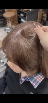 【リピーター様限定✨️】ケアブリーチリタッチ+オンカラー+ハイダメージ補修トリートメント