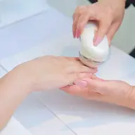 【ハンドエステ付き✨自爪のお手入れ】シミ・シワ・手荒れ・ささくれなど大人の手元悩みに🫧美容成分導入でハリ艶UP⤴️