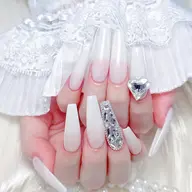 大人気!◆チップ長さだし+ワンカラ一+2本埋め尽くしorパーツ2本