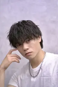 パーマ✨(ツイストスパイラル、スパイラル、波巻き、フェザー)