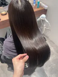前髪顔まわりカット＋HITAトリートメント