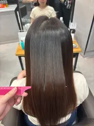 短時間で髪質改善級🎀Aujua 4step treatment✨️思わず触りたくなるちゅるちゅる髪へ