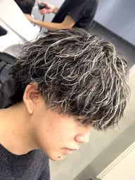 【🔥ミニモ限定クーポン🔥】カット+パーマ+ハイライト