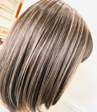 【ミニモ限定】	【白髪ぼかし】カット+育てるハイライト（ハーフ）¥16500→¥15000​〜​