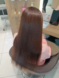 【柔らかく自然にまとまる】酸性ストレート