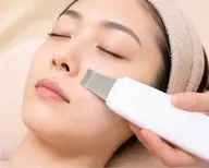 【毛穴レス美肌コース 40分】 毛穴の黒ずみや角栓をケアしながら、美容成分を角質層まで届ける人気の毛穴ケアコースです