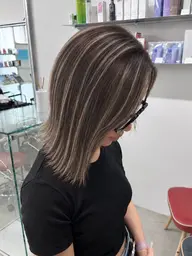 ホワイトハイライト+ベースカラー