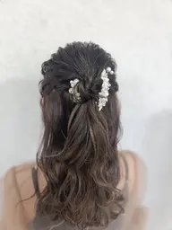 平日ヘアセット10:00〜17:00💛
