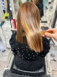 【モデル価格✨50%OFF】人気NO.1 通常11,000円⇒5,500円髪質改善VKトリートメント⁠