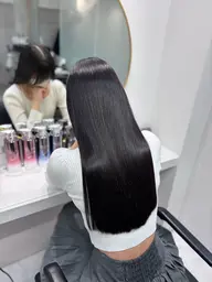 🫧ケアカラー🫧+✨髪質改善ULTOWAトリートメント✨+✂️似合わせCUT✂️