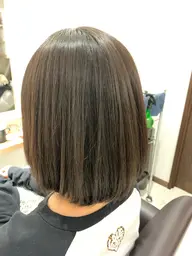 ツヤツヤ!髪質改善酸性ストレート!通常価格¥25,000→¥15,000にて施術できます⭐︎