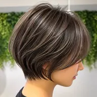 【⭐️火曜日限定・モニター特別価格⭐️】似合わせショートカット💇♀️➕🩶白髪ぼかしハイライト🩶