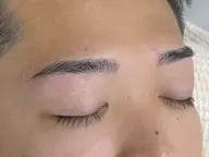 【メンズ限定】眉毛Wax+間引き+(化粧選択可)