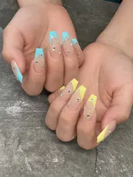 オフあり⭕️スカルプバーチャルフレンチ🐬💖(初回オフ無料)