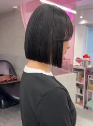 🌸髪質改善🌸切りっぱなしボブカット+透明感カラー+内部補修トリートメント+超音波アイロン🌻✨　¥10800​〜​