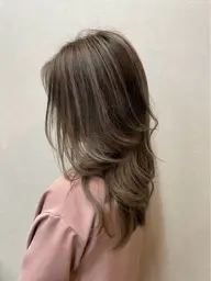 【練習モデル🎀】【ハイライト🎀】ブリーチ＋カラー＋3stepトリートメント