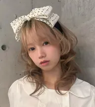 《☀️夏ハイトーンしましょ☀️》（ショートの方限定）リタッチ＋オンカラー＋トリートメント(ホームケア付き🏡)
