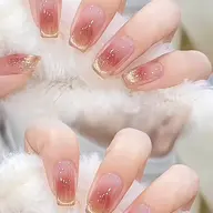 【人気NO.1】チークxマグネットネイル
