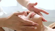 小顔フェイシャル☆ リンパ流し&ラジオ波&EMS