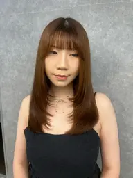 大人気💚💚レイヤーカット+ケアカラー