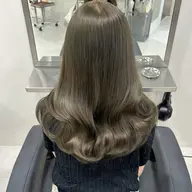🌷【ご褒美補修✨】ワンカラー+集中補修TR+ヘッドスパ🫧 ダメージをケアしながら癒しの時間を楽しめる贅沢メニュー🤍