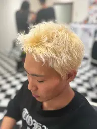 ７月限定⭐️ブリーチorカラー＋シャンプー＋セット（カットなし）※黒染め、白髪染めは受け付けておりません。