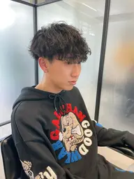 メンズカット+選べるパーマデザイン+内部補修トリートメント⭐️