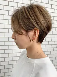 脱白髪染めハイライト&トリートメントヘッドスパ
