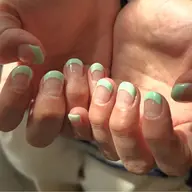 フレンチネイル