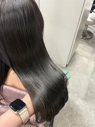 🎀【うねり・広がり解消】美髪縮毛矯正✩.*˚