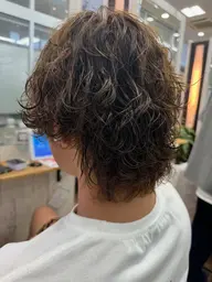 【メンズ限定】ツイスパor波巻きパーマ+カット ReFaウルトラファインバブル付き