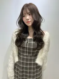 【平日・10​〜​20代限定】前髪顔周りカット＋コテ巻きスタイリング🪽